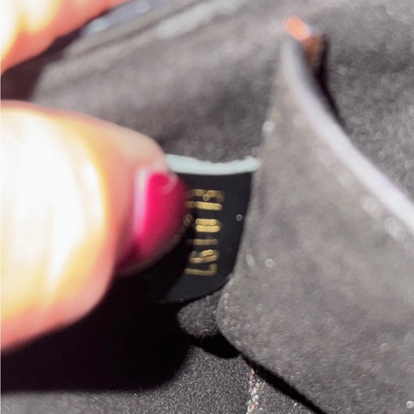 Louis Vuitton Monogram Brown and Black Satchel - Picture 9 of 9